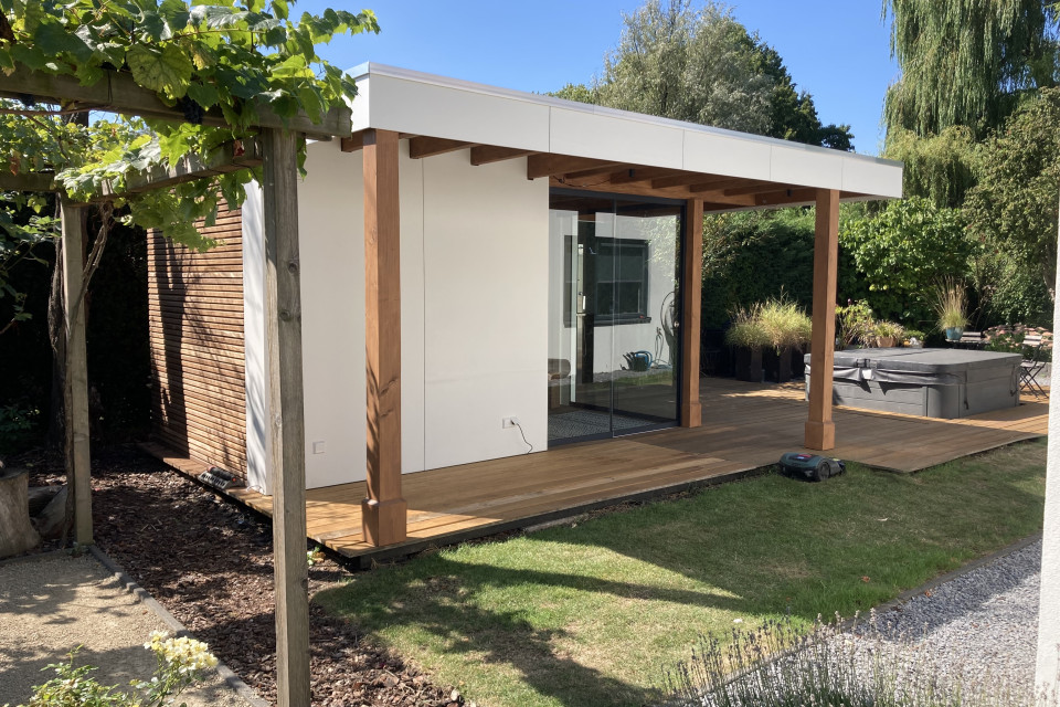 {"alt":null,"path":"\/storage\/page_image\/pages\/landscape\/IMG_7388.jpg"}